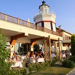 Sealight Resort