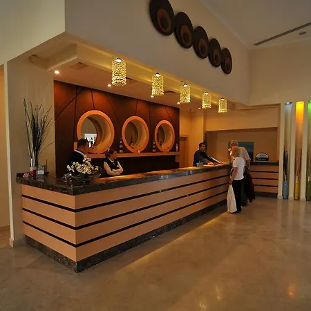 Semesteranläggning (resort) Sealight 5*